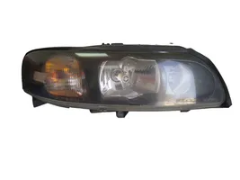 Volvo S60 Lampa przednia 8693657