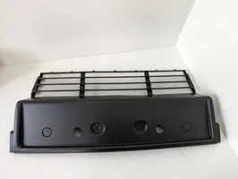 BMW 5 E34 Grille inférieure de pare-chocs avant 