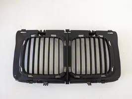 BMW 5 E34 Front grill 51131973825