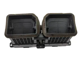 Hyundai Tucson JM Griglia di ventilazione centrale cruscotto 974102E000