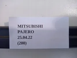 Mitsubishi Pajero Sport II Muu ulkopuolen osa 