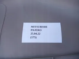 Mitsubishi Pajero Sport II Takaluukun/tavaratilan sivuverhoilu 7224A078