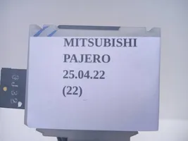 Mitsubishi Pajero Sport II Altri interruttori/pulsanti/cambi E380-013