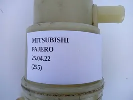 Mitsubishi Pajero Sport II Ohjaustehostimen nestesäiliö PA6-GF15