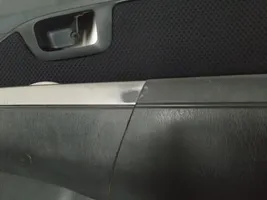 Toyota Hilux (AN10, AN20, AN30) Rivestimento del pannello della portiera anteriore 