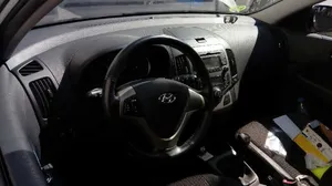 Hyundai i30 Zestaw poduszek powietrznych z panelem 