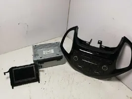 Ford Ka Panel / Radioodtwarzacz CD/DVD/GPS G1B5-18C815-AF