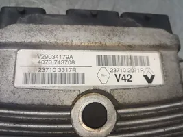 Dacia Sandero Sterownik / Moduł ECU 237103317R