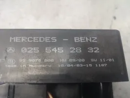 Mercedes-Benz Vaneo W414 Przekaźnik / Modul układu ogrzewania wstępnego 20255452832