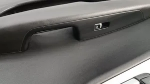 Audi A7 S7 4G Boczki / Poszycie drzwi przednich 