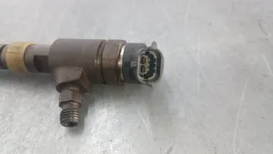 Citroen C4 II Fuel injector 870692