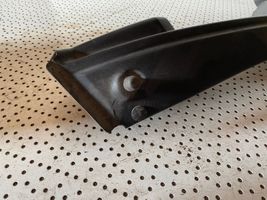 Ligier IXO Traverse, support de radiateur latéral 