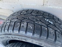 Toyota Auris 150 R15 winter/snow tires with studs 18560R15