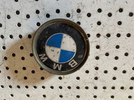 BMW 3 E90 E91 Logo, emblème, badge 1095361