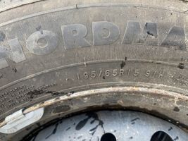 Volkswagen PASSAT B5.5 R 15 vasaras riepa (-as) 19565R15