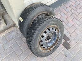 Volkswagen PASSAT B5.5 R14 winter/snow tires with studs 17565R14