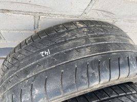 Volkswagen PASSAT B5.5 R16 summer tire 20550R16