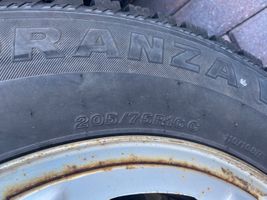 Toyota Hilux (N140, N150, N160, N170) Зимняя покрышка (покрышки) С сR 16 BRIDGESTONE