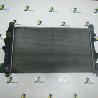 Opel Astra J Jäähdyttimen lauhdutin 13310787