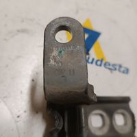 Opel Astra J Cerniera inferiore della portiera anteriore 13501718