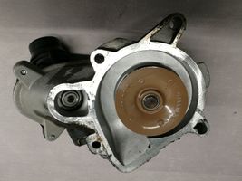 BMW 3 E92 E93 Vesipumppu 7790045