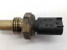 Mercedes-Benz E W212 Sensore temperatura dell’olio A0051532328