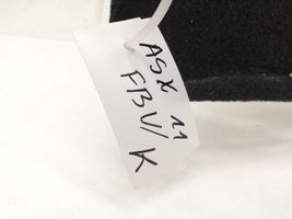 Mitsubishi ASX Tavaratilan/takakontin alempi sivuverhoilu 