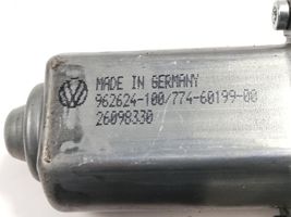 Volkswagen Tiguan Moteur de lève-vitre de porte avant 5N0959703