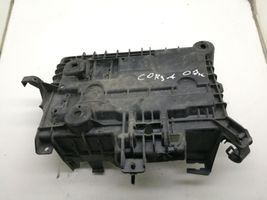 Opel Corsa D Akumuliatoriaus dėžė 13235642