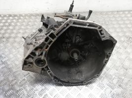 Nissan Qashqai Manuaalinen 6-portainen vaihdelaatikko 320101889R