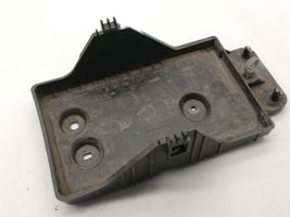 Mazda 6 Vassoio scatola della batteria KE7056041