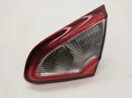 Nissan Qashqai+2 Lampy tylnej klapy bagażnika 89503209