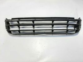 Volkswagen Touran I Front bumper lower grill 1T0853677