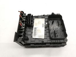 Volkswagen Tiguan Releen moduulikiinnike 5N0937123