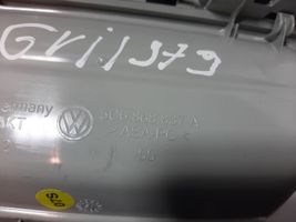 Volkswagen Jetta VI Luz del asiento delantero 5C6868837A