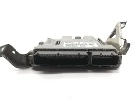 Toyota Avensis T270 Sterownik / Moduł ECU 8966105G30