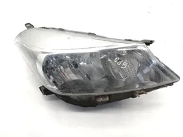 Toyota Yaris Lampa przednia 