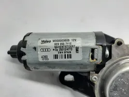 Audi Q7 4L Takalasinpyyhkimen moottori 8E9955711E