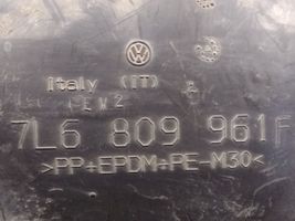 Volkswagen Touareg I Nadkole przednie 7L6809961F