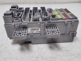 Honda Civic Module de fusibles 37842RN