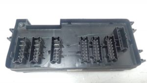 Mercedes-Benz GL X164 Module de fusibles A1646402372