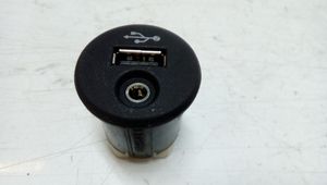 Nissan Qashqai USB socket connector 280023BH00A