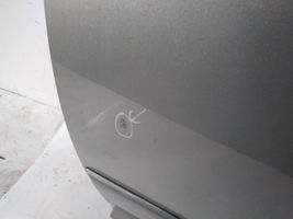 Toyota Avensis T250 Rear door 