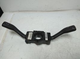 Audi A2 Pyyhkimen/suuntavilkun vipukytkin 8L0953513G