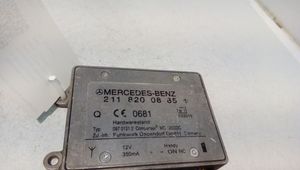 Mercedes-Benz E W211 Amplificateur d'antenne 2118200885