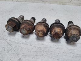 Opel Astra J Nuts/bolts 