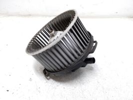 Mazda 3 I Pečiuko ventiliatorius/ putikas 8940000