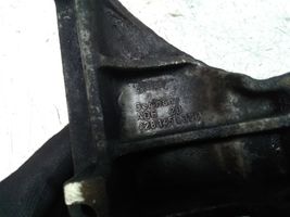 Volkswagen Sharan Supporto di montaggio della pompa del servosterzo 028145531D