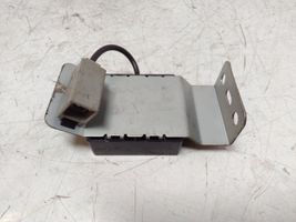 Nissan Primera GPS-pystyantenni 25975AV620