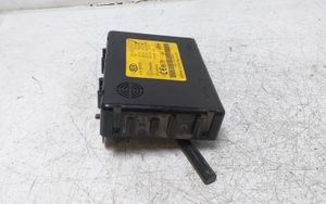 KIA Sportage Oven keskuslukituksen ohjausyksikön moduuli 954003U660